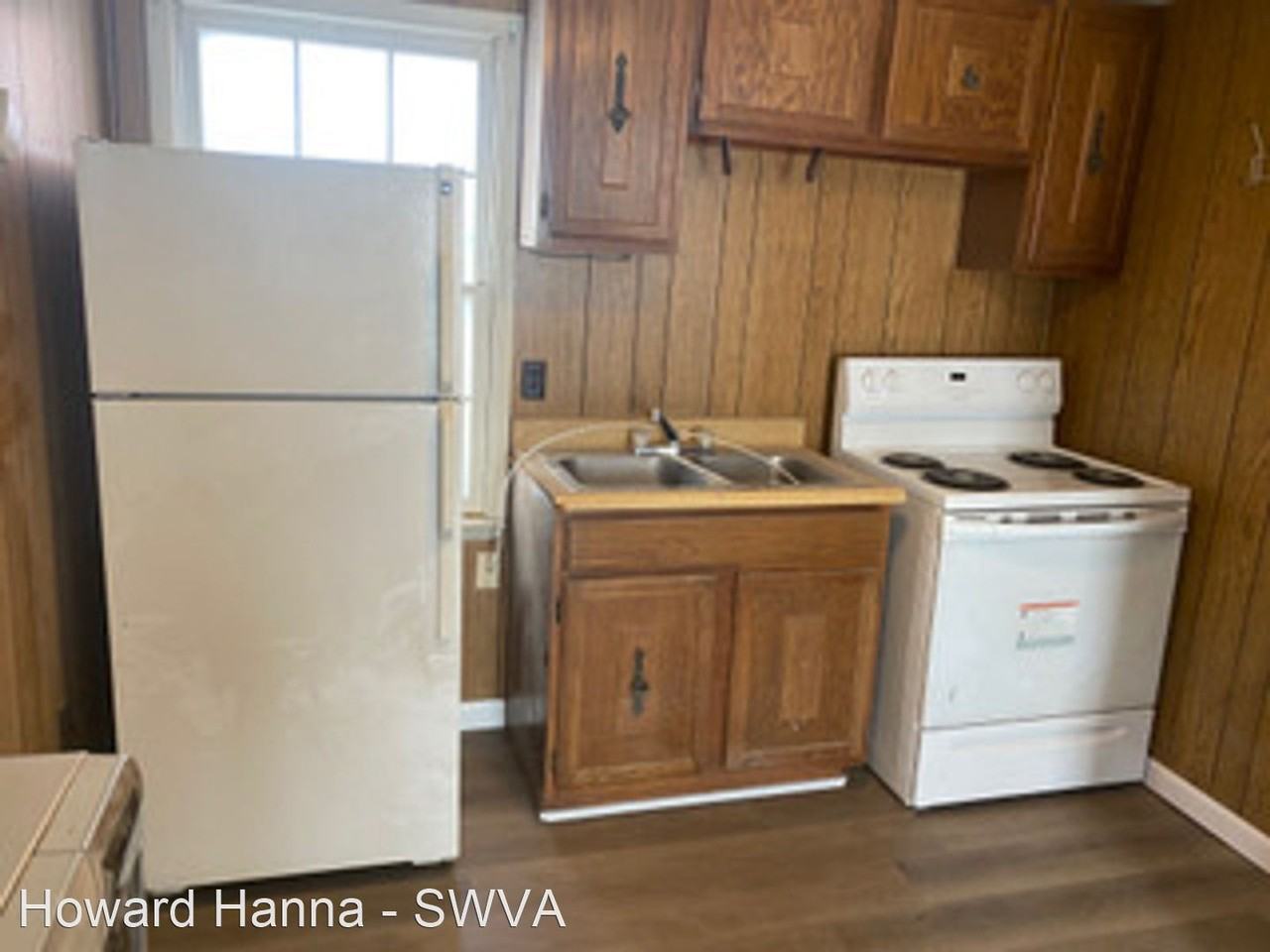 118 1/2 S. Jefferson Street - Photo 2 of 3