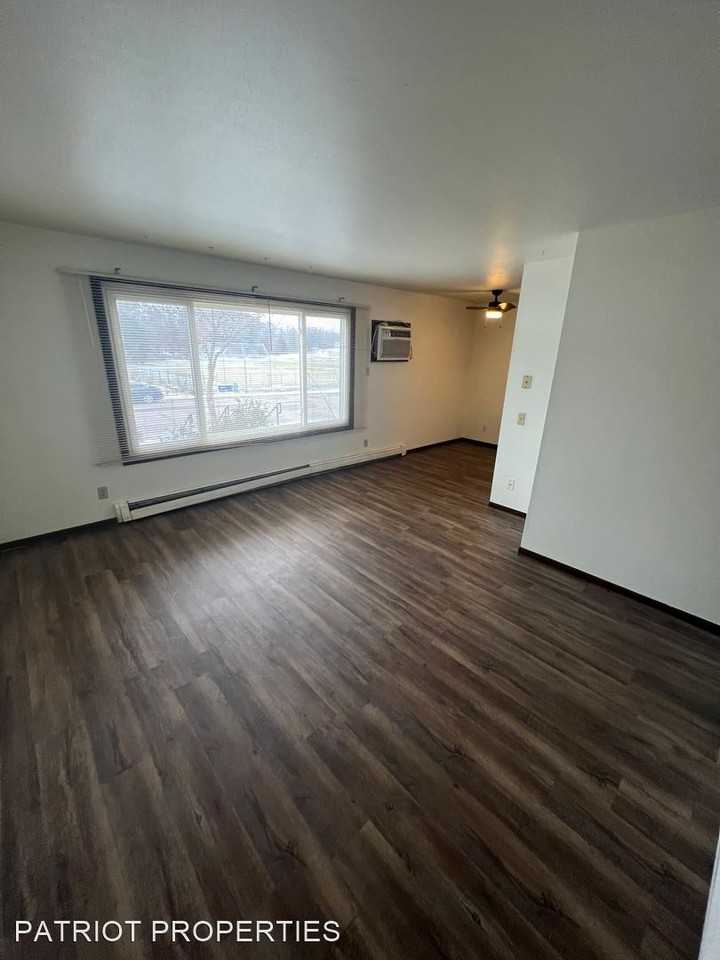 Clark Street - Photo 2 of 17