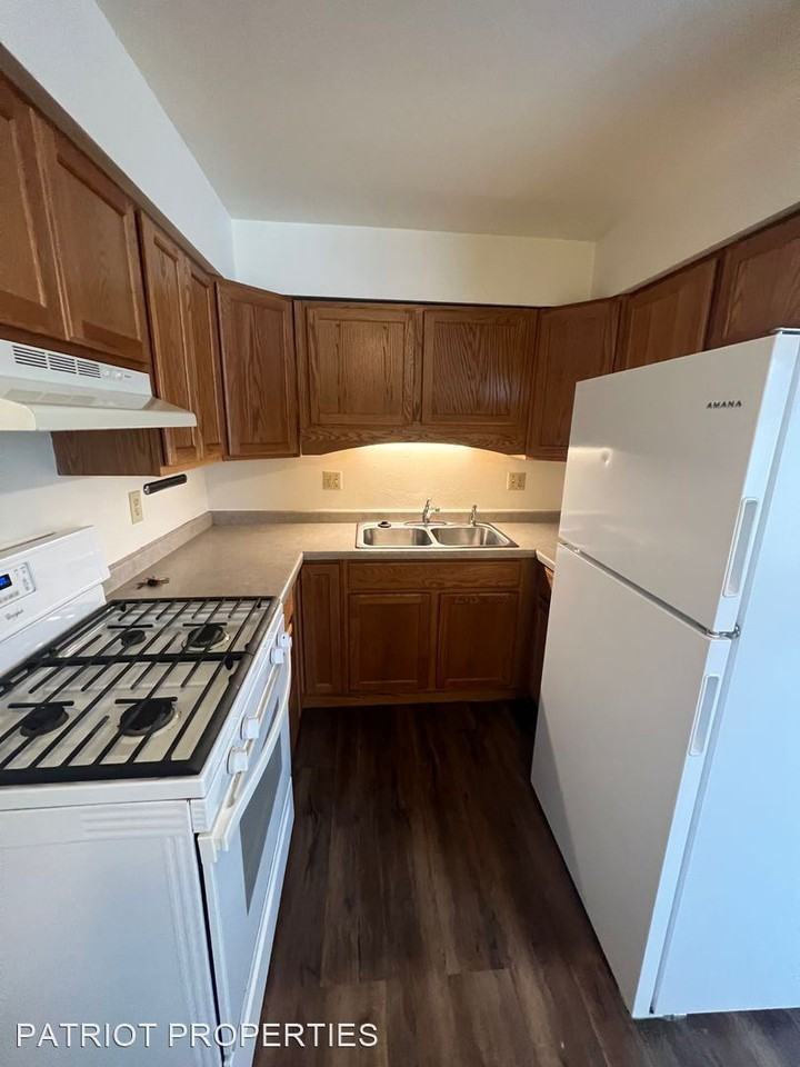 Clark Street - Photo 3 of 17