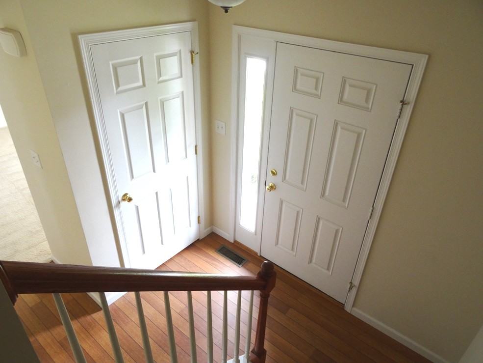 8 Bradford Dr - Photo 2 of 19