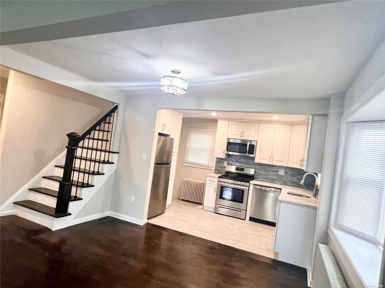 2 Dorcas Ave - Photo 3 of 16