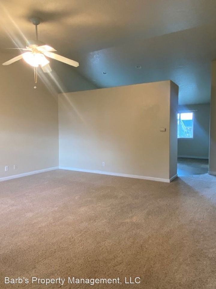 681-685 E. Milton St. - Photo 2 of 18