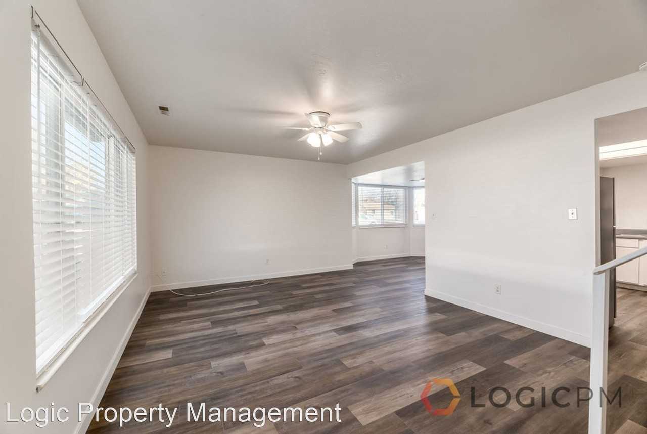 Stunning Townhome In Excellent Location! - Photo 3 of 20