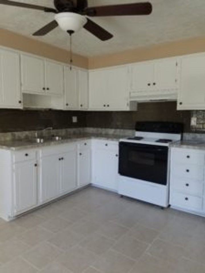 480 South St. - Photo 2 of 50