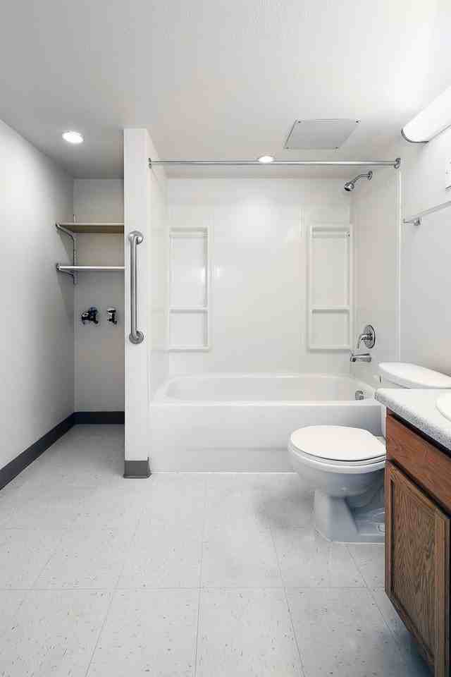 McKinley Tower Apartments - Photo 2 of 12