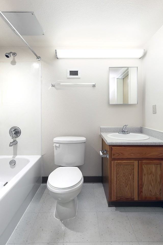 McKinley Tower Apartments - Photo 3 of 12