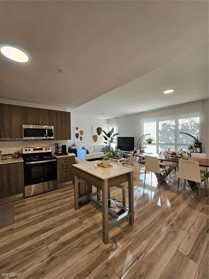 24705 Sw 129th Ave #103