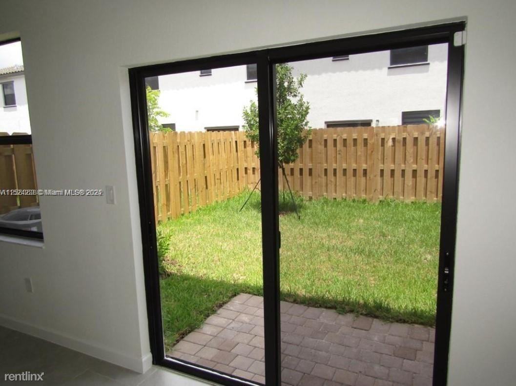 11869 Sw 246th Ter #16 - Photo 3 of 15