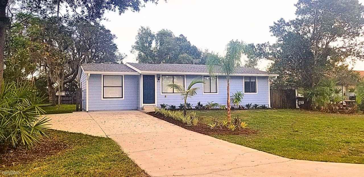 421 E 3rd St - Photo 2 of 17