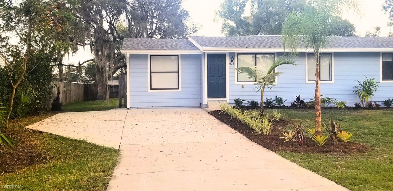 421 E 3rd St - Photo 3 of 17