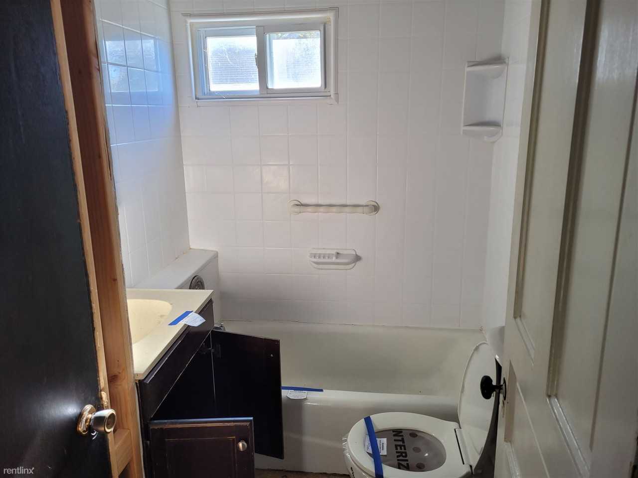 1211 4th Ave - Photo 3 of 12