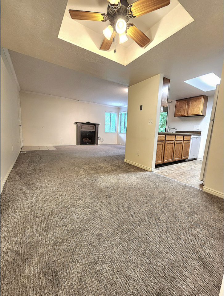 978 E South Union Avenue - Photo 4 of 42