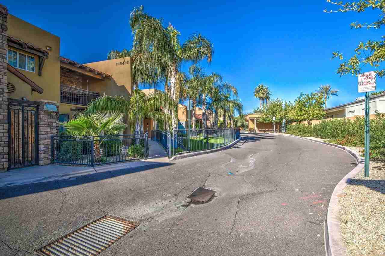 Valencia - Photo 7 of 50