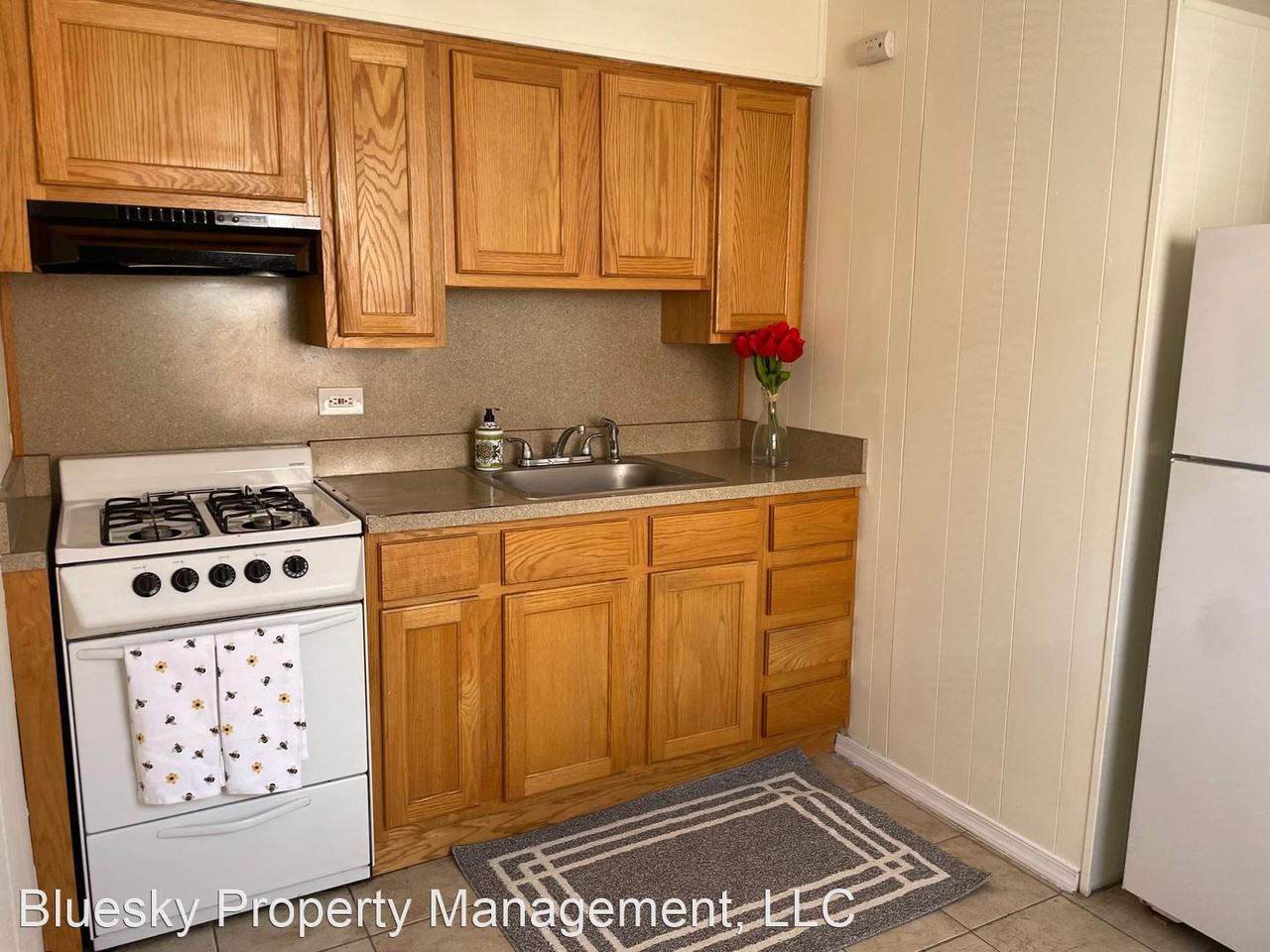 3835 Berkley Ave. - Photo 2 of 9