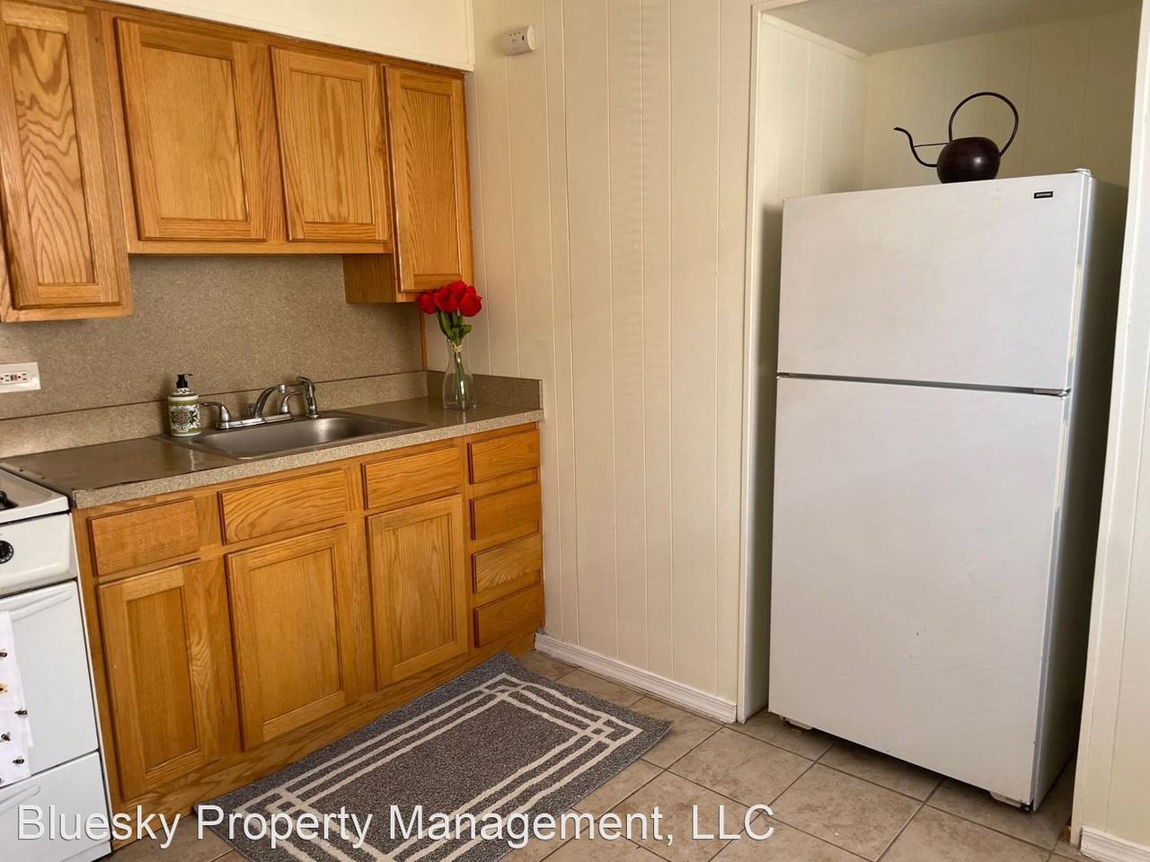 3835 Berkley Ave. - Photo 3 of 9