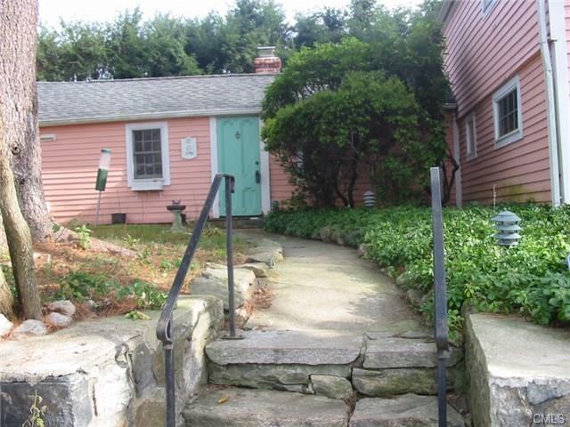 214 Wolfpit Ave - Photo 3 of 18