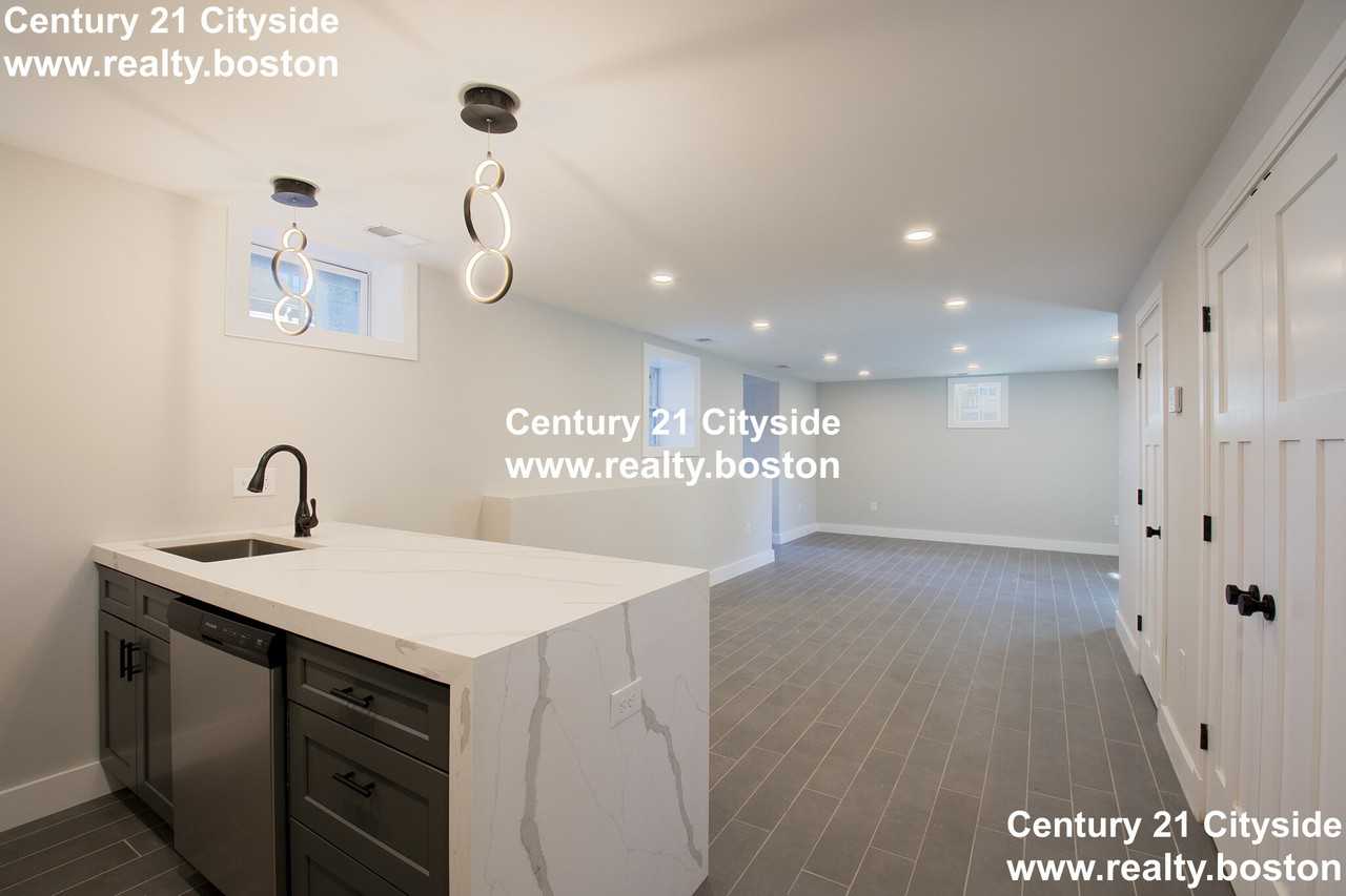 22 Murray Ct #1 - Photo 7 of 14