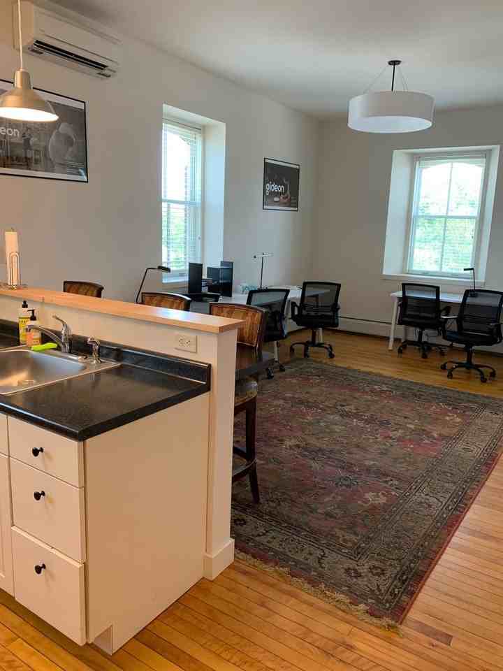 375 North Avenue, LLC (Liberty House) - Photo 3 of 37