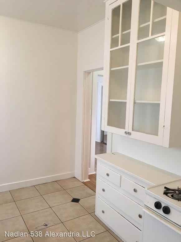 538 N. Alexandria Ave. - Photo 3 of 7