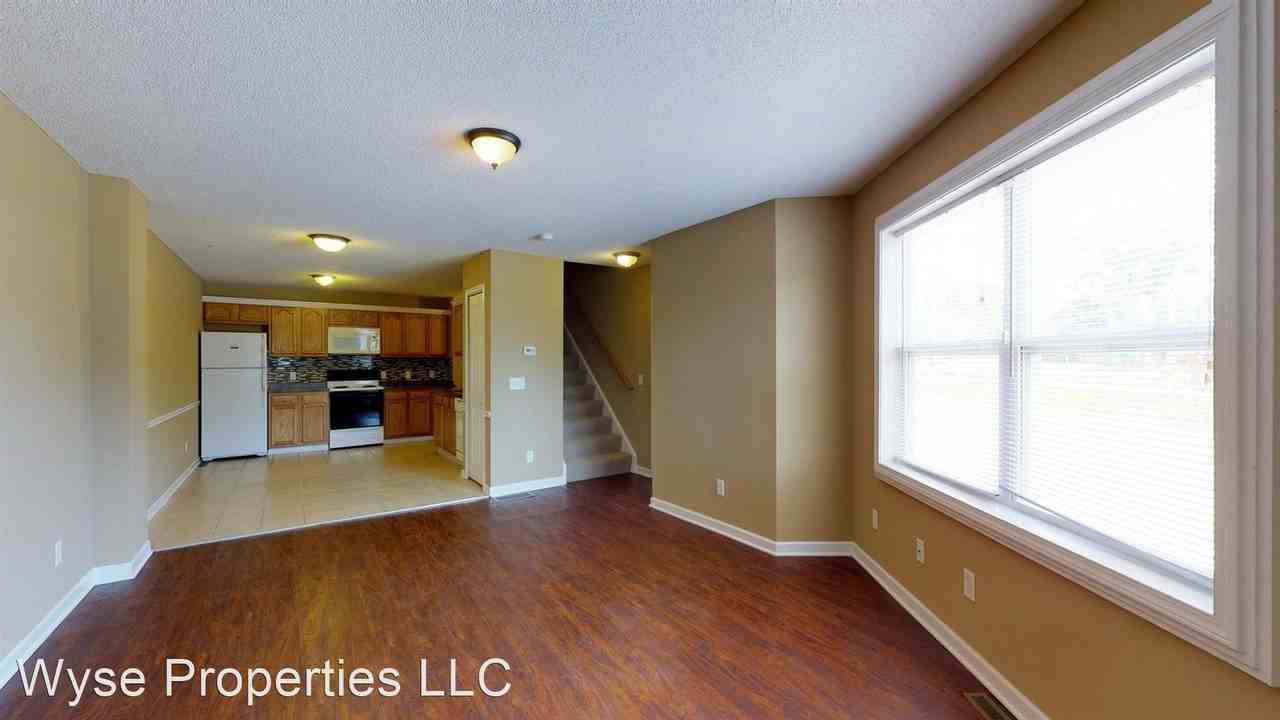3160 Millersport Hwy - Photo 2 of 30