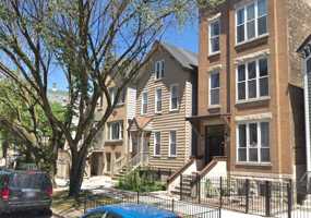 featured image of 3309 N Southport Ave