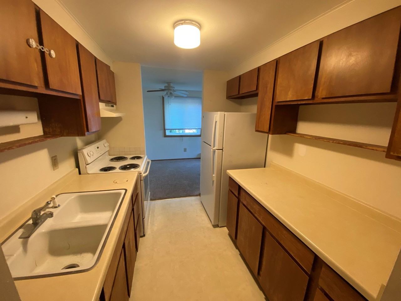 5022 Sheboygan - Postweiler - Photo 2 of 28