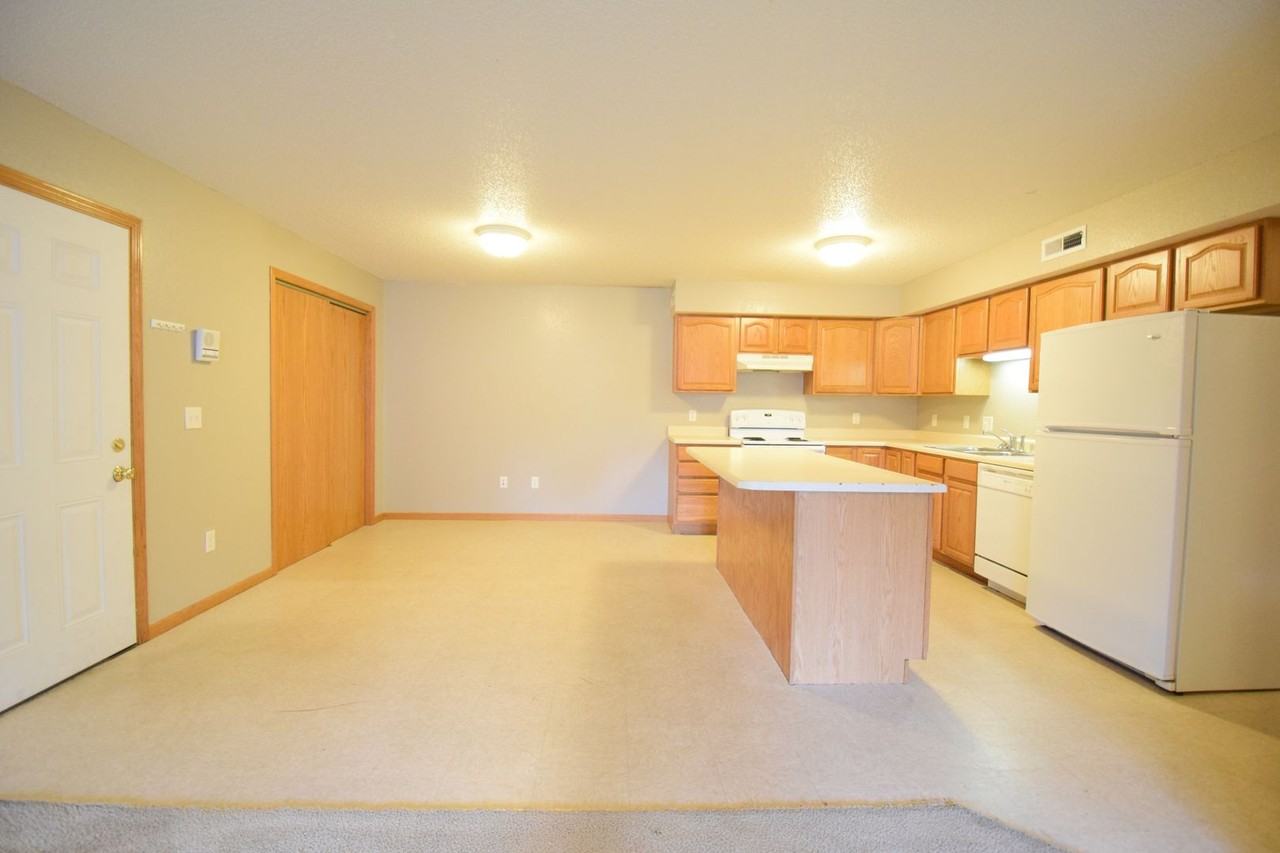 James Place - Photo 4 of 12