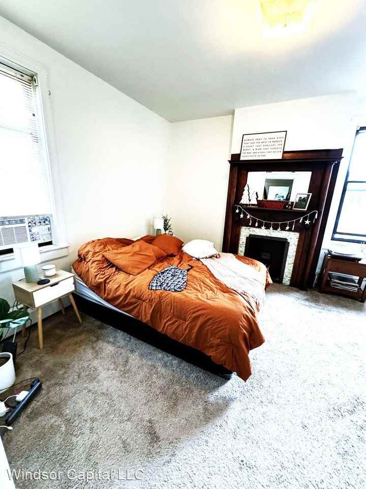 301 S Winebiddle St - Photo 2 of 29