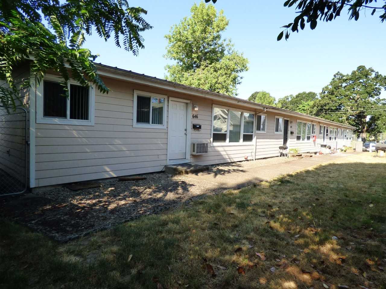 Maple View Apartments - Photo 2 of 3