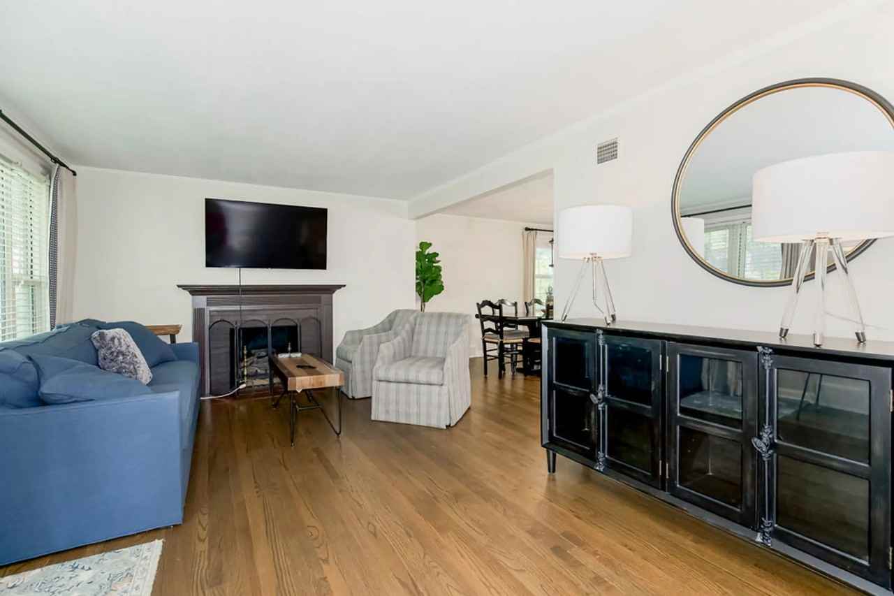 4116 W 69th Ter - Photo 2 of 24