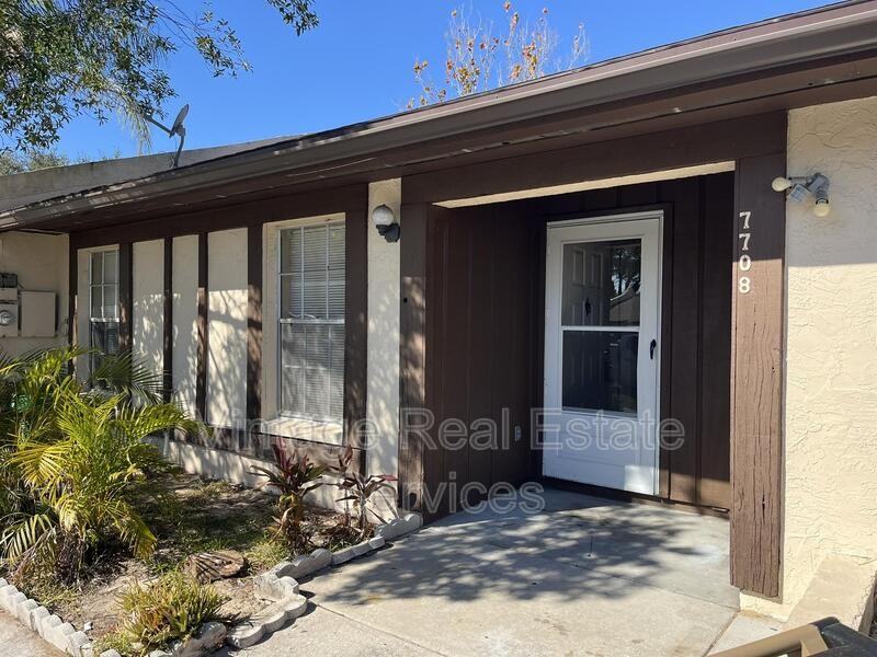 7708 Gulf Ct - Photo 2 of 29