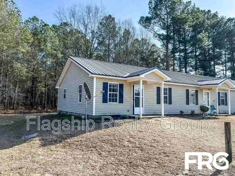 202 Connie Cir - Photo 2 of 23