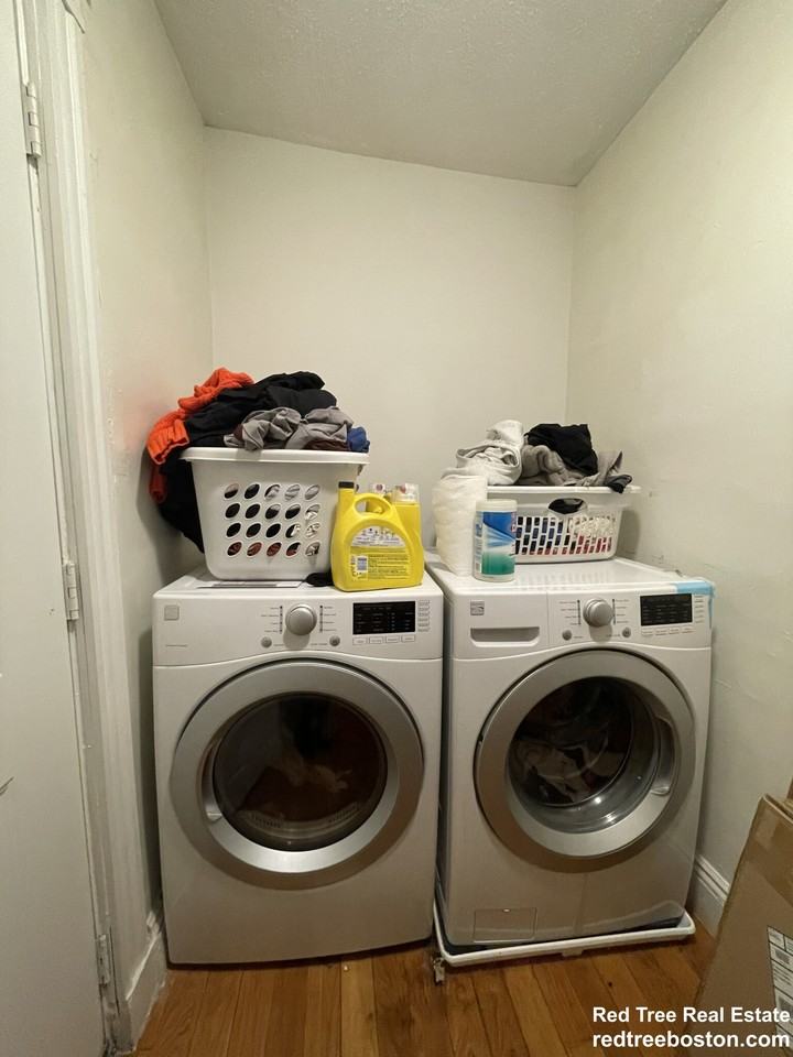 14 Logan St - Photo 3 of 22