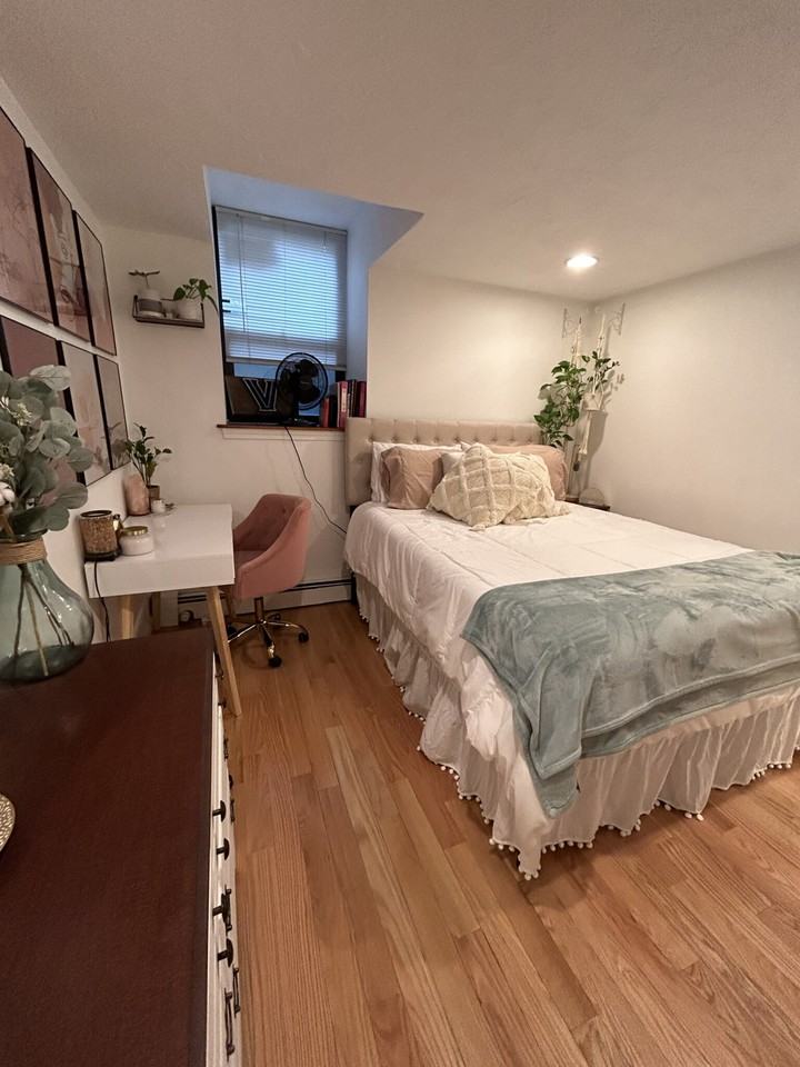 24 Peterborough St #F - Photo 4 of 31