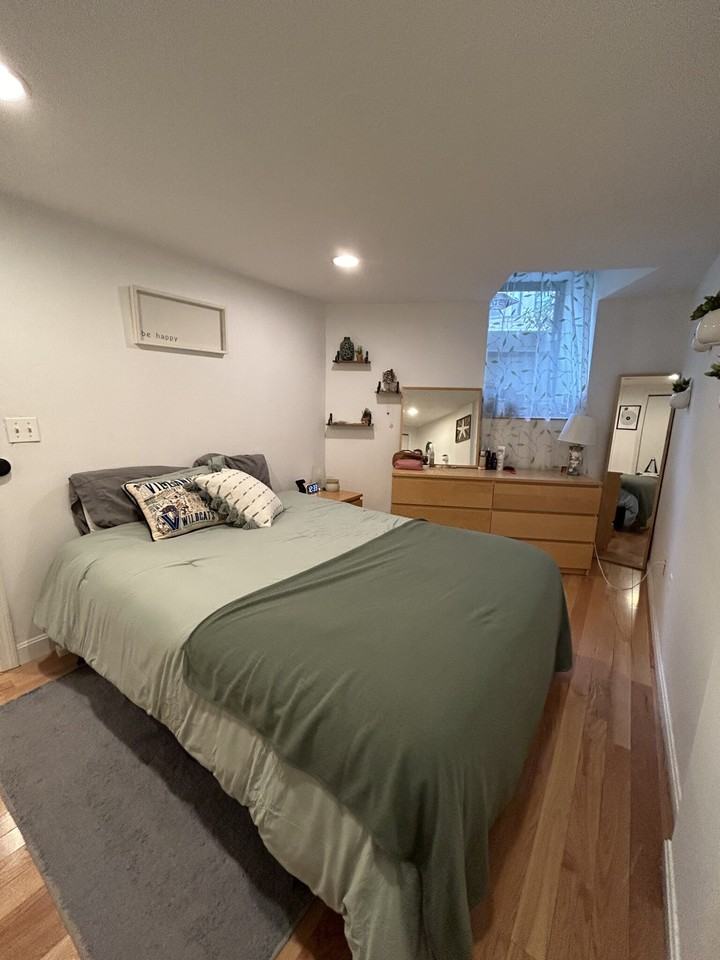 24 Peterborough St #F - Photo 5 of 31