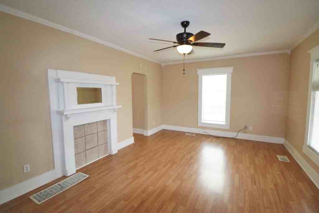 1409 S 9th St - Photo 3 of 22