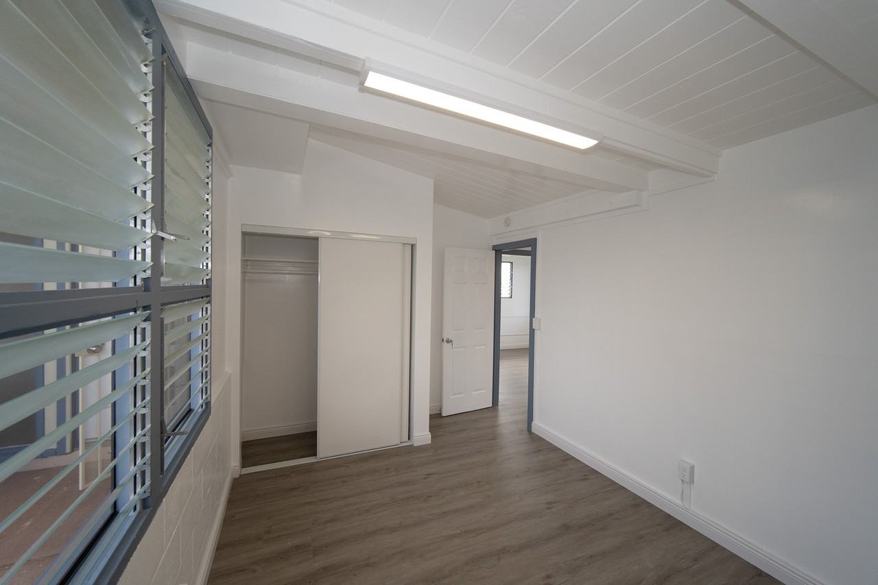 1957 Hoohai St Side 2 - Photo 5 of 10