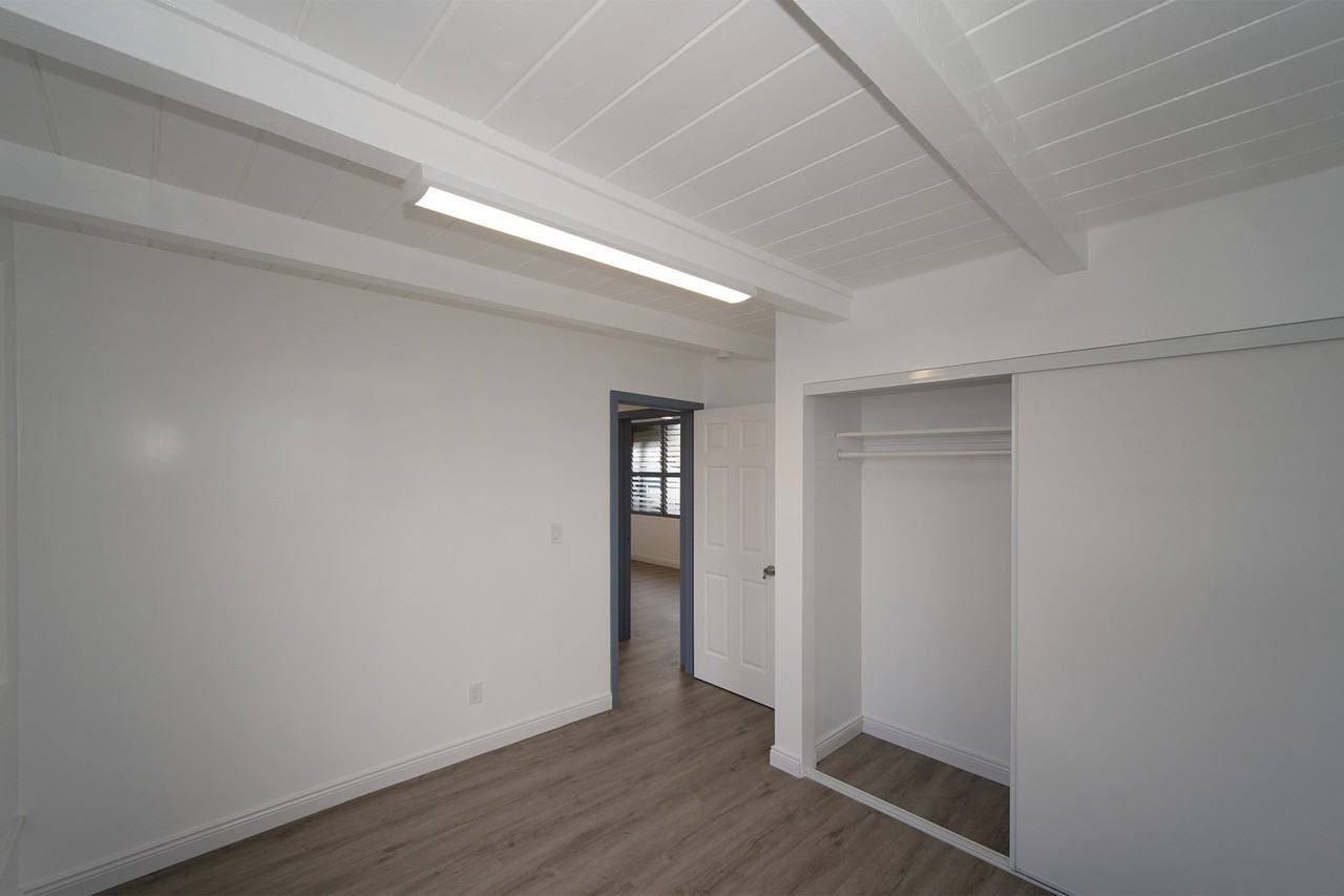 1957 Hoohai St Side 2 - Photo 6 of 10
