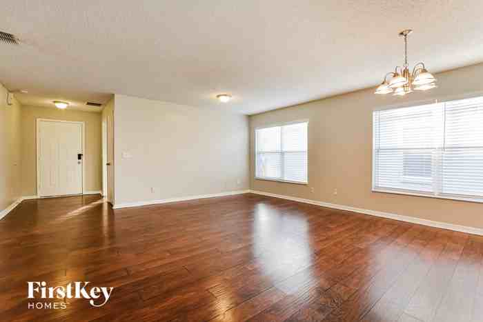 144 Walnut Crest Run - Photo 3 of 16