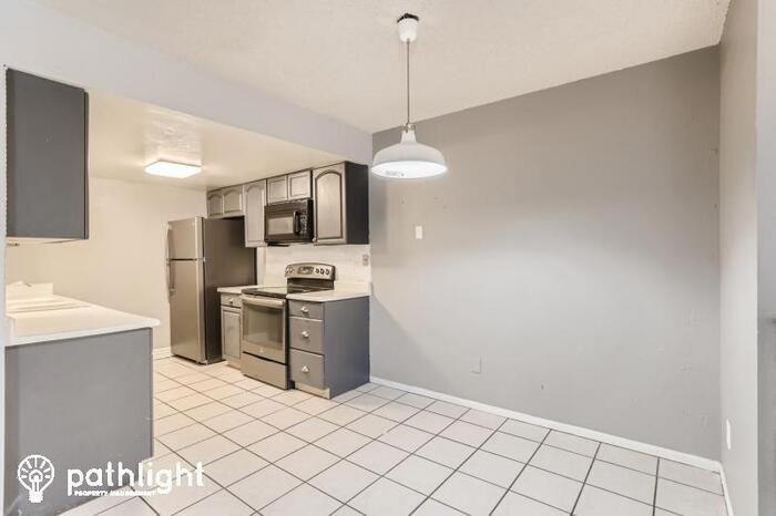 14590 E 13th Ave - Photo 3 of 11