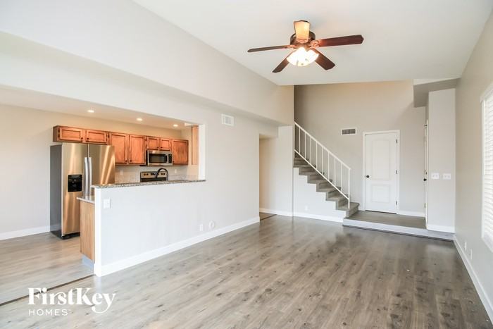5902 E Norwood St - Photo 2 of 15