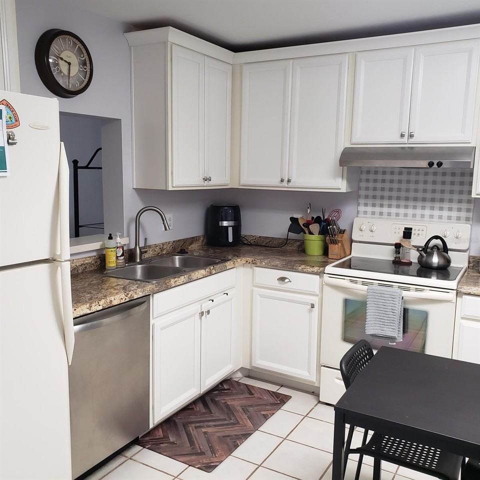 108 Pinehurst Dr - Photo 5 of 27