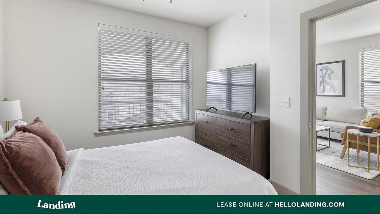 4100 Northern Cross Blvd - Photo 3 of 50