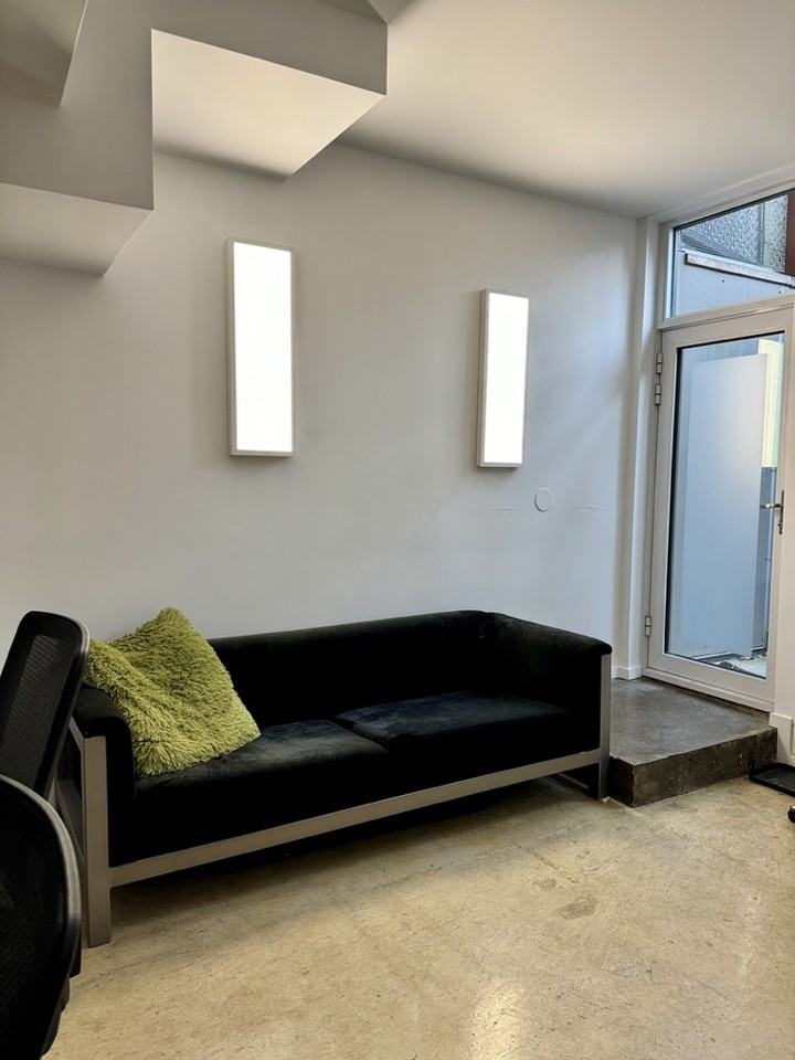 87C Sussex Ave - Photo 3 of 15