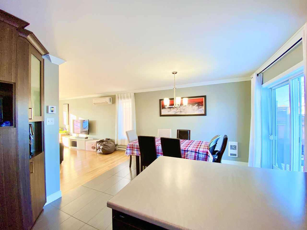 9605 Rue Yvon-Paiement - Photo 2 of 19