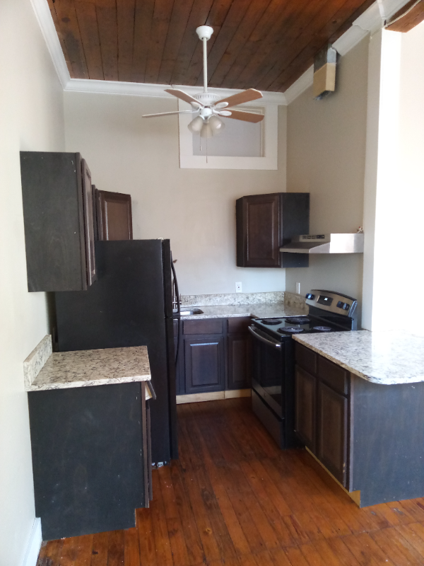 621 Lafayette St - Photo 3 of 13