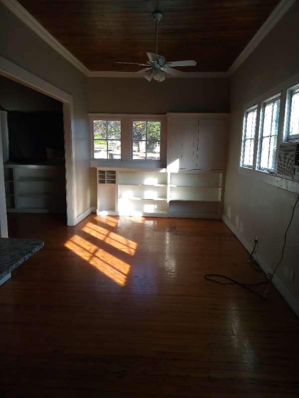 621 Lafayette St - Photo 5 of 13