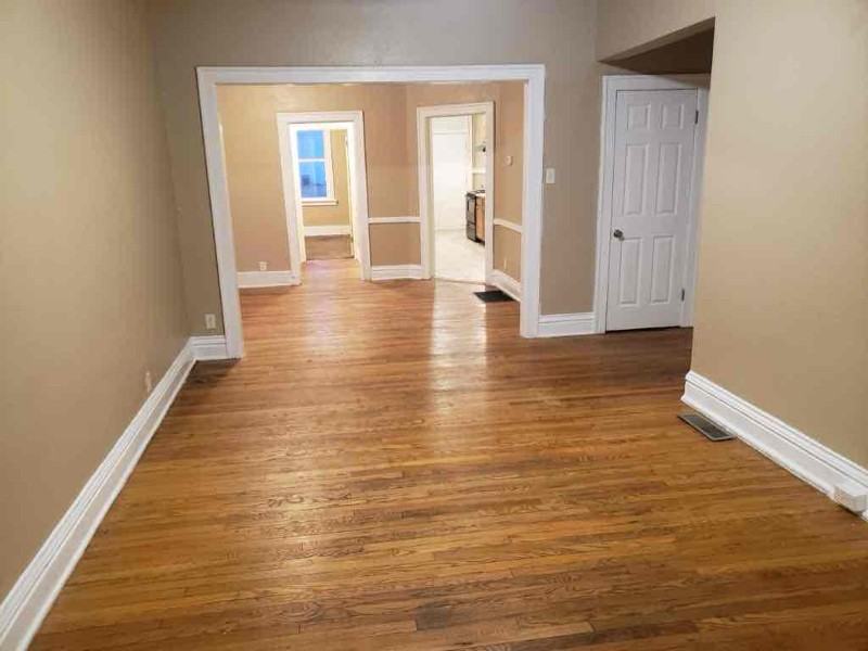 5567 Clemens Ave #1W - Photo 2 of 11