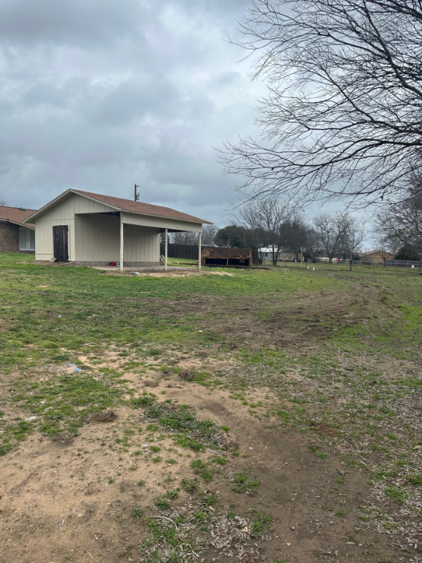 409 Skyline Circle - Photo 2 of 22