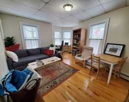 featured image of Columbia St #1L